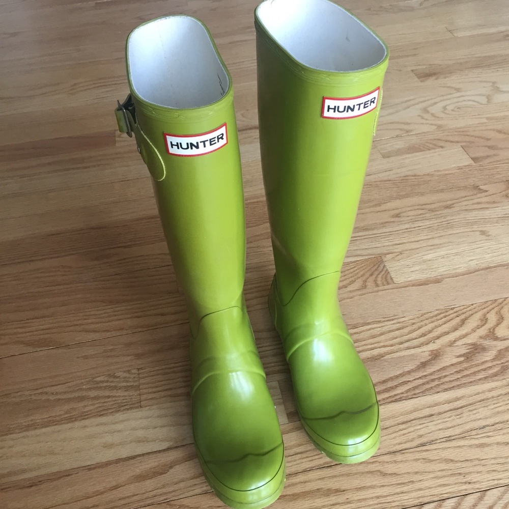 Hunter Tall Gloss Rain Boots Green US 6 EU37 *7*